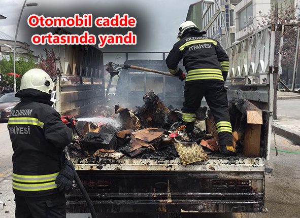 Erzurum’da otomobil cadde ortasinda yandi