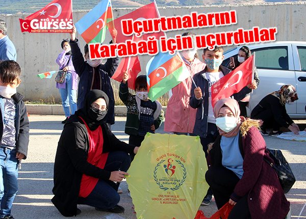 Uçurtmalarini Karabag için uçurdular