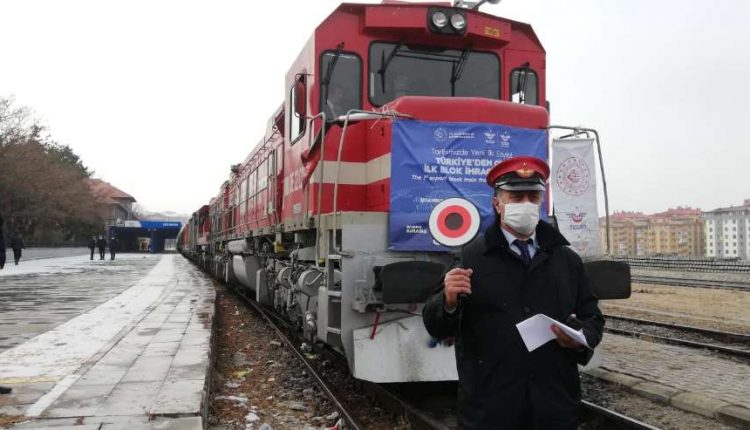 Türkiye’den Çin’e ilk ihracat treni Erzurum’a ulasti