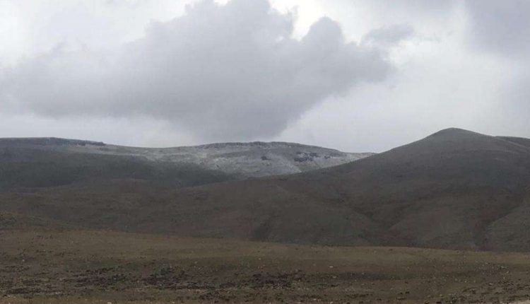 Zirve dolu yagisiyla beyaza büründü