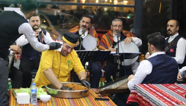 Erzurum’dan Mesk Geceleri ile Sira Geceleri, Kürsü Basi ve Otag Basi’na rakip oldular