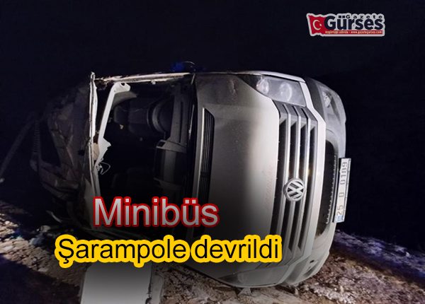 Minibüs sarampole devrildi: 1 ölü 7 yarali